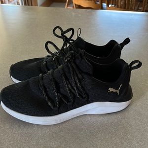 Women’s Puma training shoes